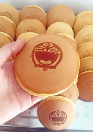 Hình của món Bánh Rán Dorayaki ( Doreamon).