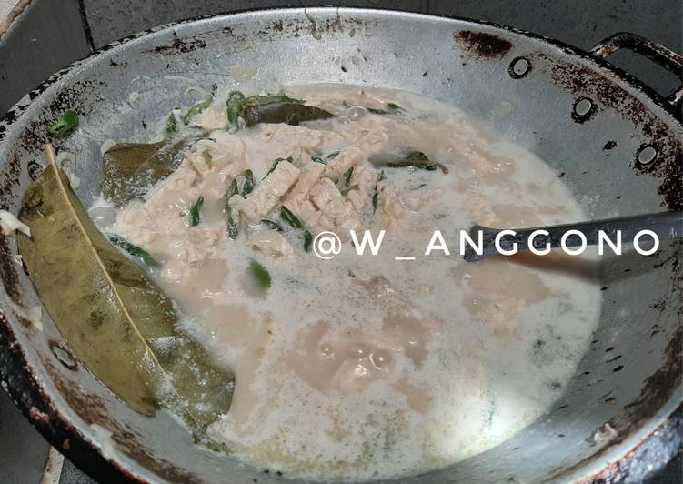 Bagaimana Menyiapkan Jangan lombok khas gunung kidul yang Bikin Ngiler