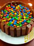 Kit kat chocolate cake
