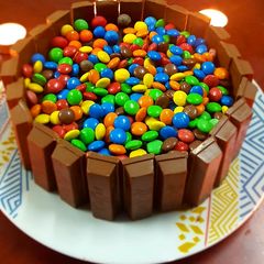 Kit kat chocolate cake A picture of Kit kat chocolate cake.