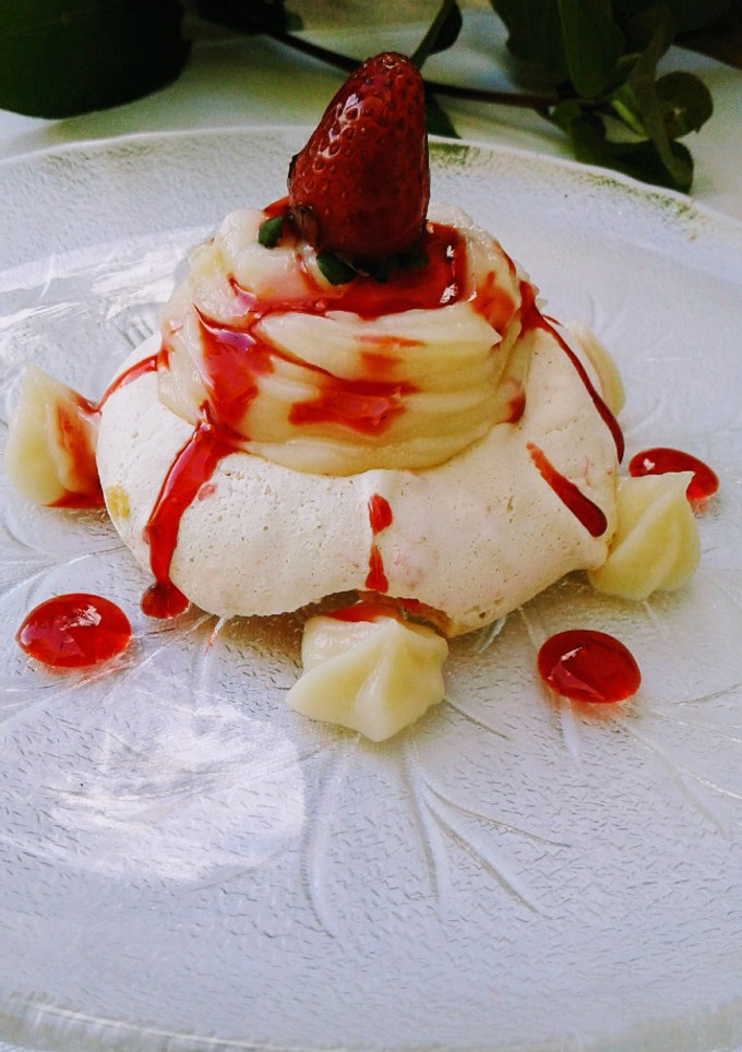 Una foto de Merengue y crema pastelera sin azúcar apto diabéticos y celíacos