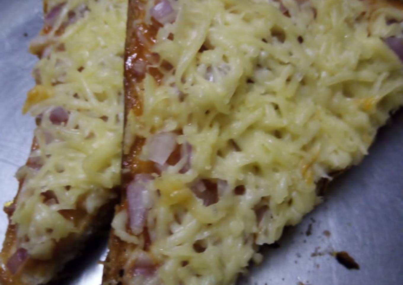 Simple Bread Pizza