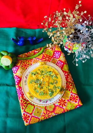કાઠિયાવાડી ઢોકળી નું શાક (Kathiyawadi Dhokli Shak Recipe In Gujarati) રેસીપી મુખ્ય ફોટો