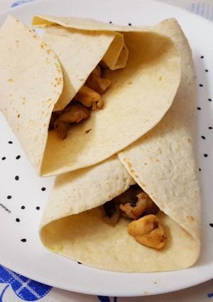 Una foto de Wraps de pollo y cerdo