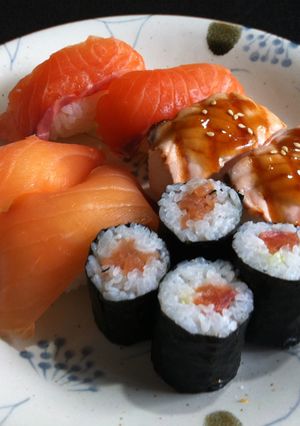 A picture of Salmon Sushi.