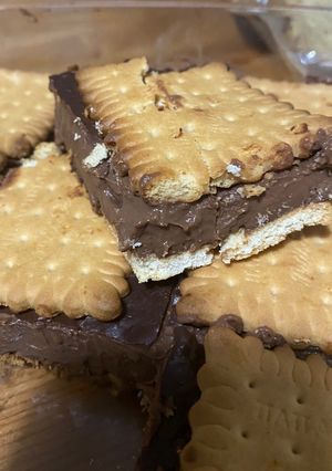 Φωτογραφία της συνταγής Εύκολο γλυκό με μπισκότα πτι-μπερ!