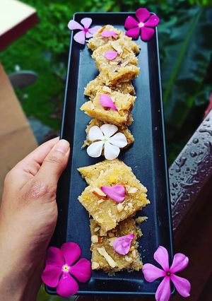A picture of Apple Burfi.