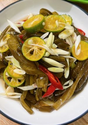 Hình của món Tảo chile xả tắc.