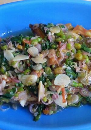 Foto resep Ikan nila goreng sambal Dabu dabu Daun Kemangi