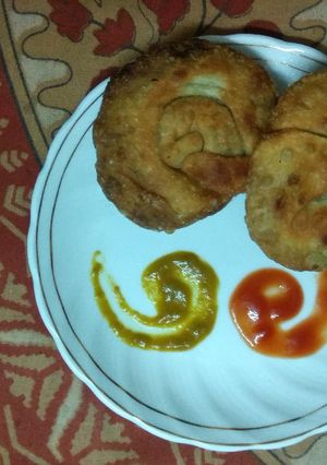 A picture of Egg Bhurji Puff.