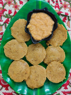ओट्स इडली (oats idli recipe in Hindi) रेसिपी मुख्य फोटो