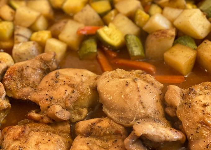 Pollo al horno con verduras 😋 Receta de Alejandra Ceballos- Cookpad