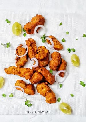 A picture of Fish koliwada/ Fish fritters.