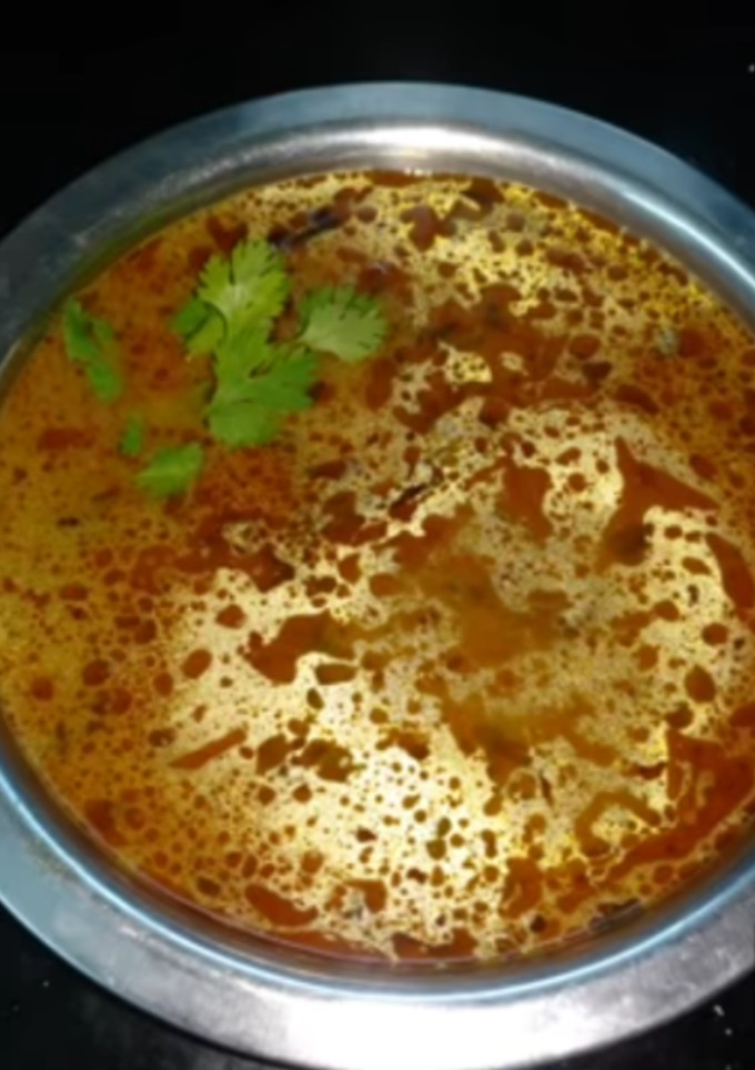 மதுரை பரோட்டா சால்னா (மட்டன்) செய்முறை முக்கிய புகைப்படம்