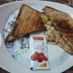 Corn Pasta Sandwitch. A picture of Corn Pasta Sandwitch..
