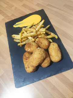 Una foto de Croquetas de pollo asado
