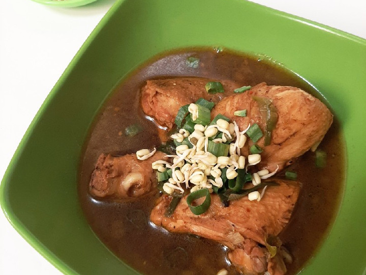 Langkah Mudah untuk Membuat Ayam Bumbu Rawon, Lezat