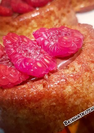 Une photo de Mini savarins framboises Nutella