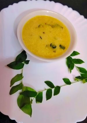 A picture of Dahi besan curry.