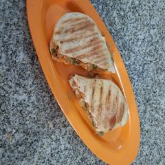 A picture of Grilled Paneer Kulcha.