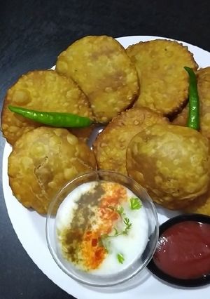A picture of Moong Dal Kachori (Flaky and Tasty).
