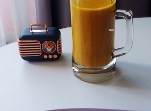 Hình của món Sữa ĐẬU ĐỎ mix táo đỏ, kỷ tử.