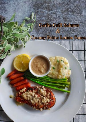 Gambar Garlic Grill Salmon & Creamy Butter Lemon Sauce