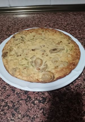 Una foto de Frittata de verduras y bacon (tortilla italiana de verduras y bacon)