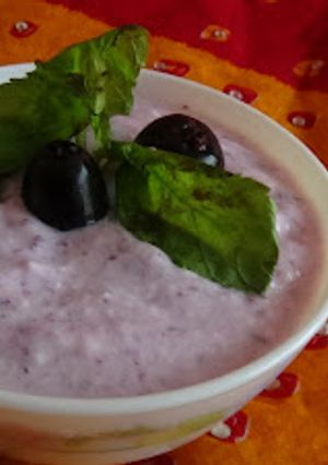 A picture of Jamun shrikhand.