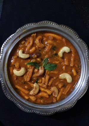 A picture of Kaju gathiya ki sabzi.