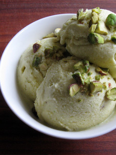 A picture of Pistachio Ice Cream.
