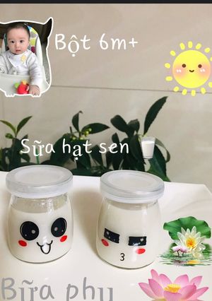Hình của món Sữa hạt sen cho bé 6m.