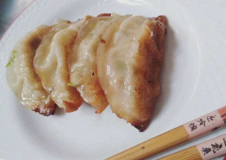 Cara Gampang Membuat Gyoza Ayam (Chinese Dumpling) yang Sempurna