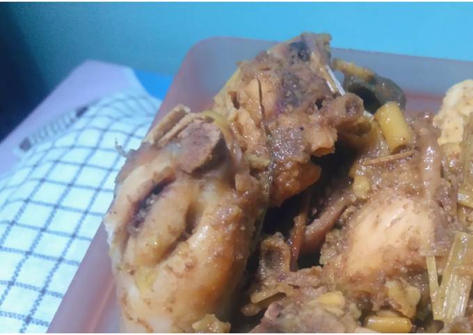 Ayam Goreng Bumbu Kuning