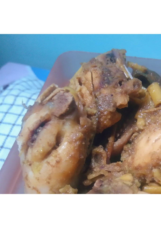 Foto resep Ayam Goreng Bumbu Kuning