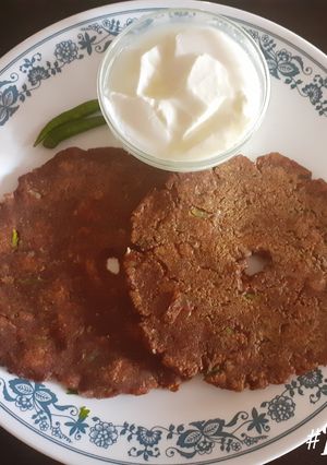 A picture of Nachini Thalipeeth.