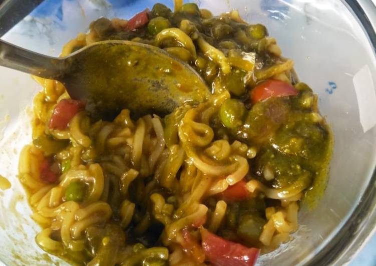 Recipe of Perfect Palak paneer gravy maggi