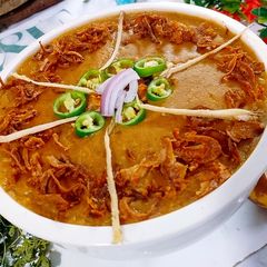 A picture of مزیدار بیف حلیم.