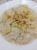 Farfalle con cavolfiore e besciamella con gorgonzola e parmigiano