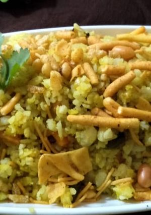 A picture of Jhatpat poha.