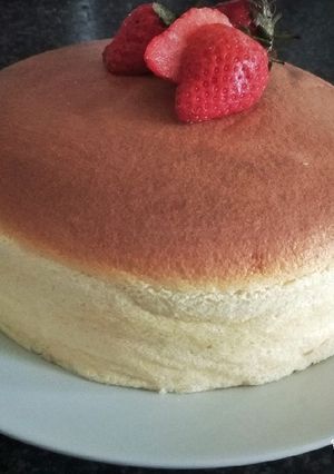 A picture of Japanese Cheese Cake.