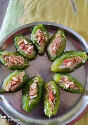 A picture of Mawa Pointed Gourd.
