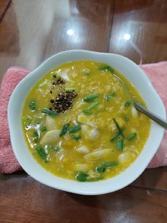 Hình của món Cháo yến mạch bí đỏ nấm.