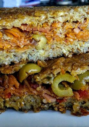 Una foto de Quibbe al horno con relleno de lomo de cerdo y vegetales!