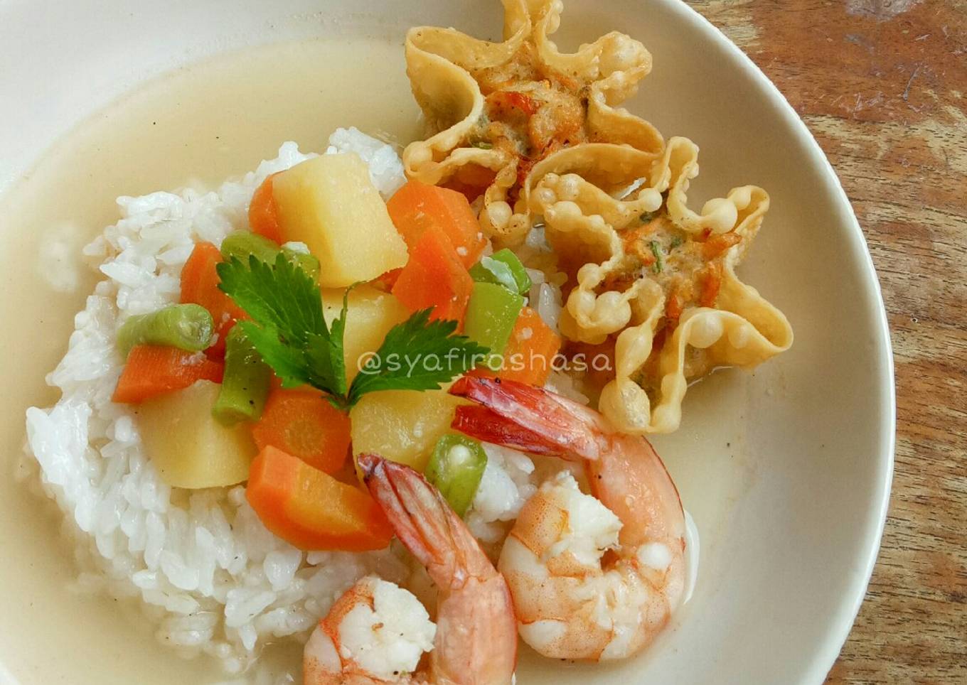 Bagaimana Membuat Sup udang pangsit goreng Anti Gagal