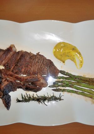 Φωτογραφία της συνταγής T-Bone Steak με Σπαράγγια