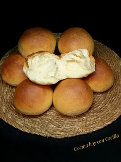 Una foto de Bollos o panecillos de leche