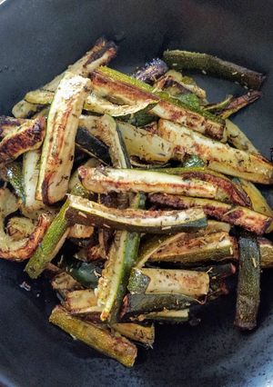 Une photo de Courgettes grillées au four