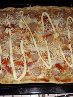 Foto resep Pizza Sosis Mozarella