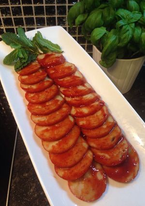 Hình của món Thịt xá xíu chay làm bằng mì căn.